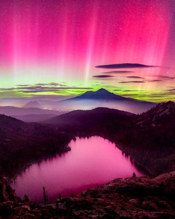 Heart of the Auroras (Pink)